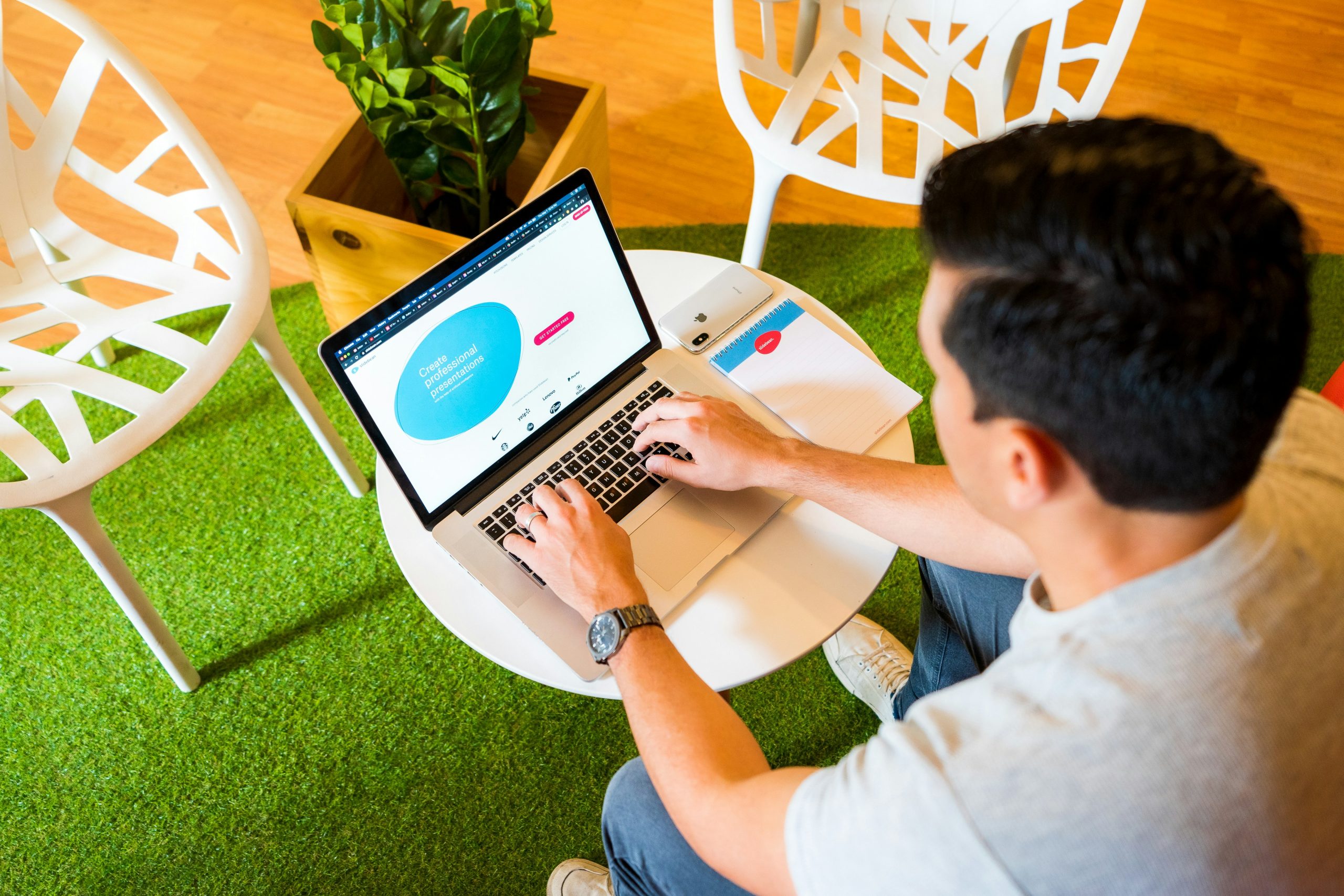 executive assistants often overlook the power of strategic long-term goals, photo scaled